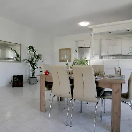 Premium, 2-bedroom Apartment! * Chania (Crete)